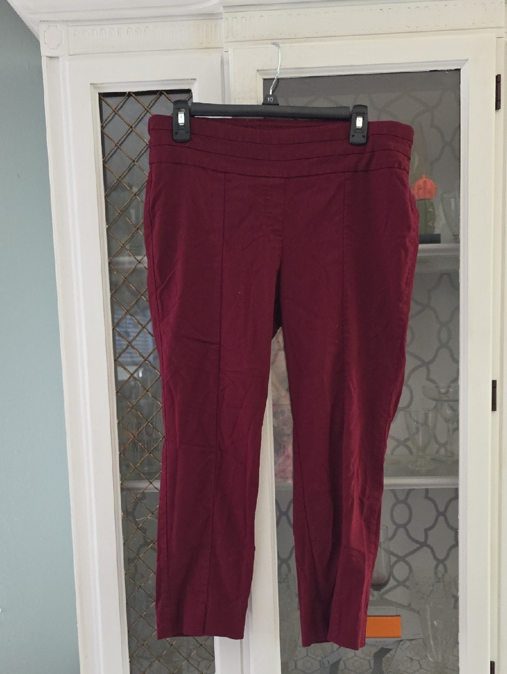 Briggs New York Cropped Ponte Pants in Burgundy